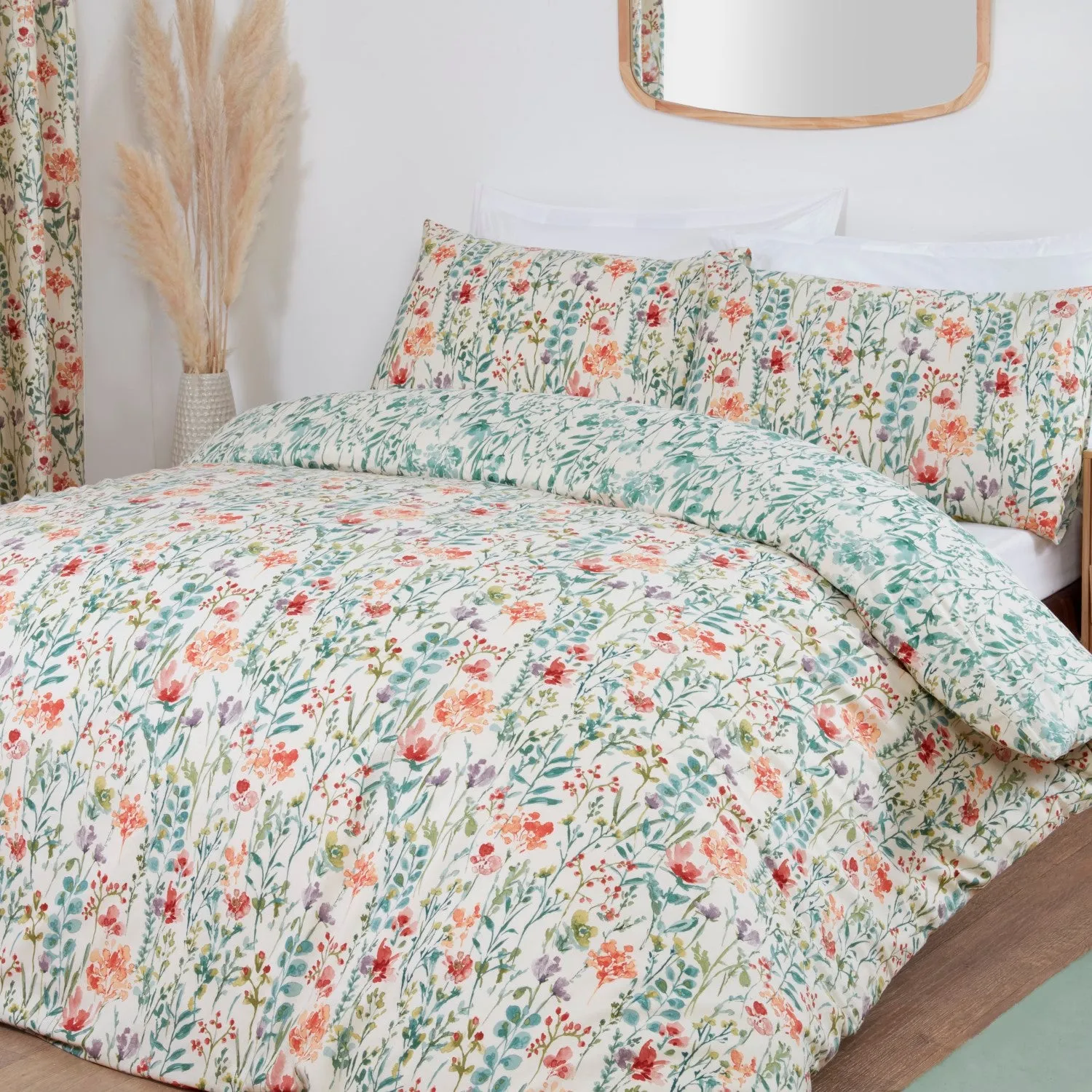 Amaryllis Floral Multi Reversible Duvet Set