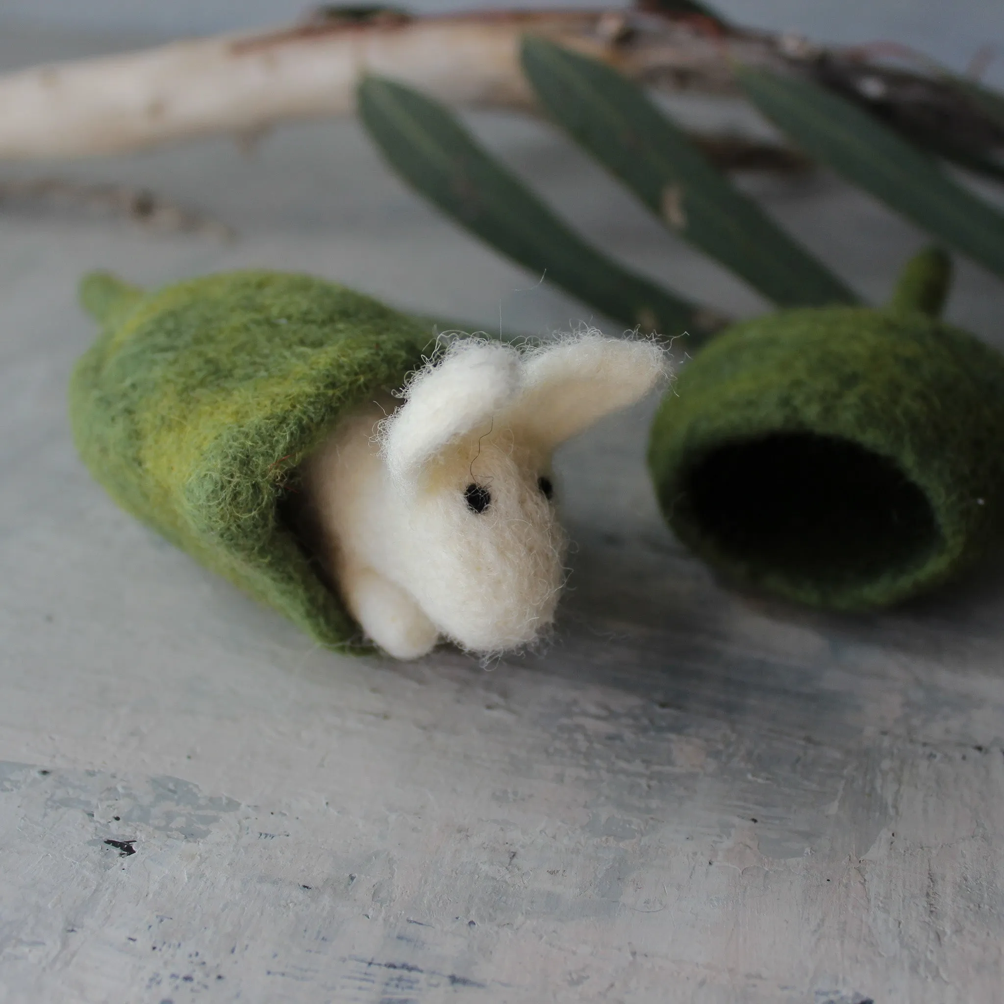 Felt Gumnut Pod